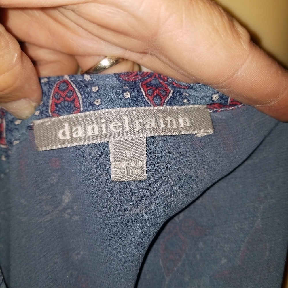 Daniel Rainn Size Small Blouse - image 4